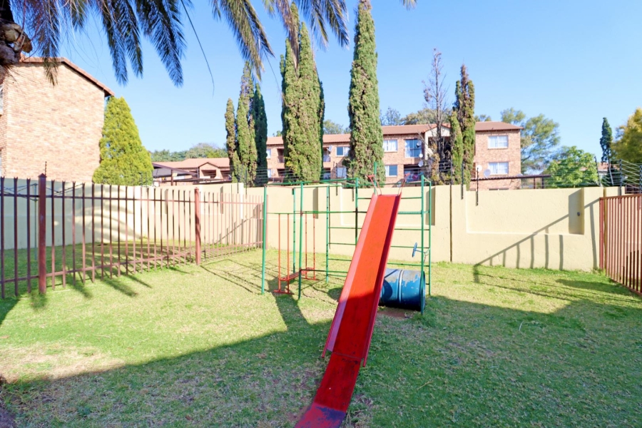 3 Bedroom Property for Sale in Vorna Valley Gauteng