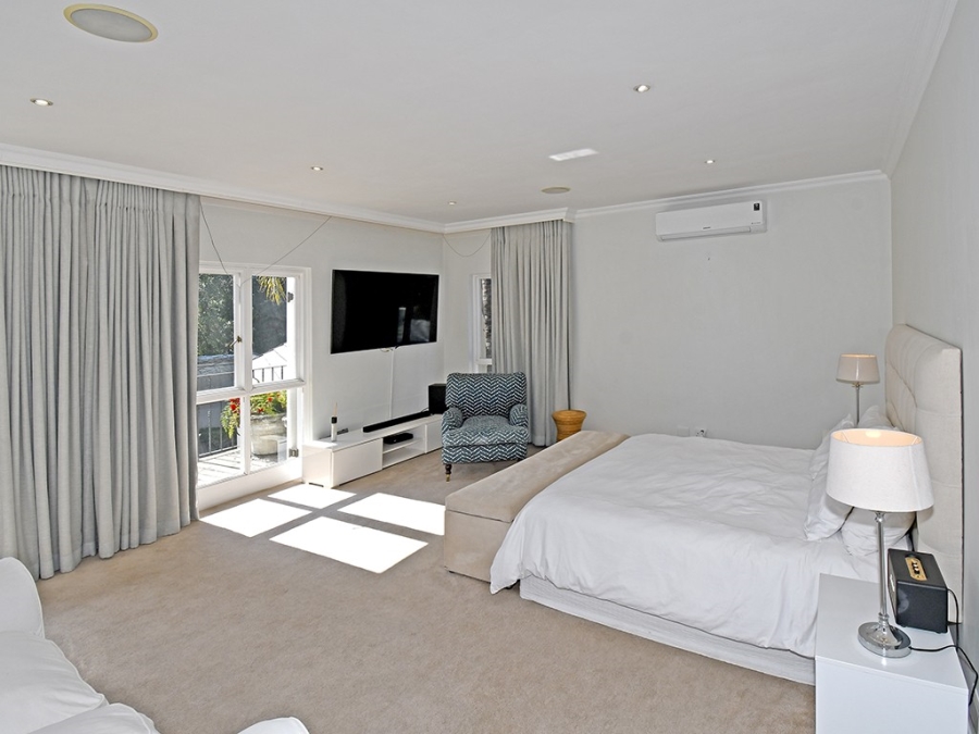 5 Bedroom Property for Sale in Sandhurst Gauteng