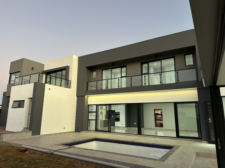 5 Bedroom Property for Sale in Midstream Heights Gauteng