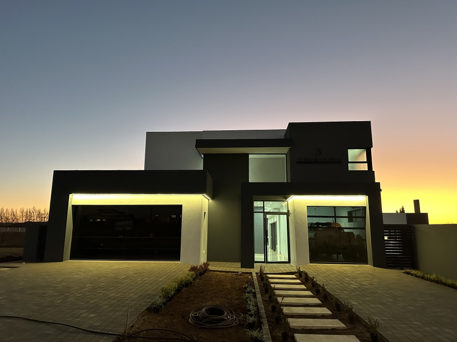 5 Bedroom Property for Sale in Midstream Heights Gauteng