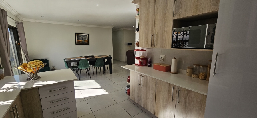 3 Bedroom Property for Sale in New Redruth Gauteng
