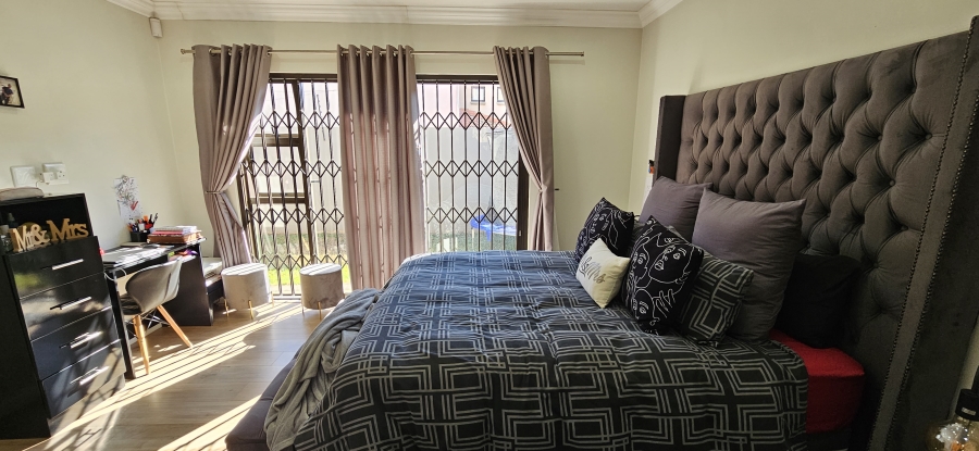 3 Bedroom Property for Sale in New Redruth Gauteng