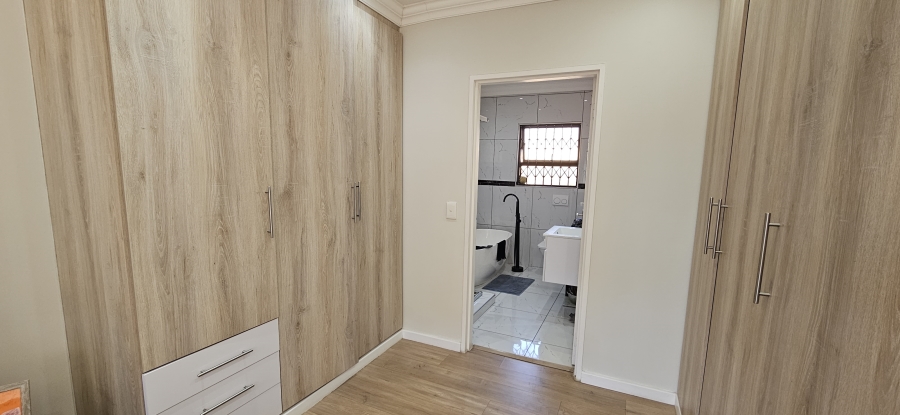 3 Bedroom Property for Sale in New Redruth Gauteng