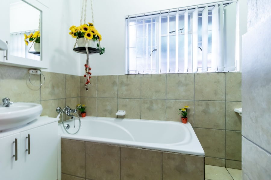 4 Bedroom Property for Sale in Wonderboom South Gauteng