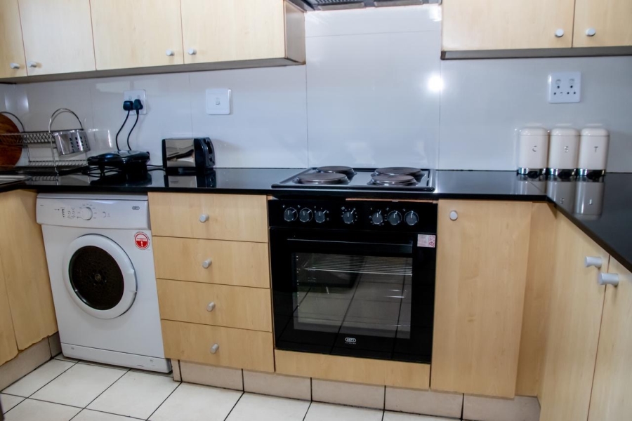 To Let 2 Bedroom Property for Rent in Sandton Central Gauteng