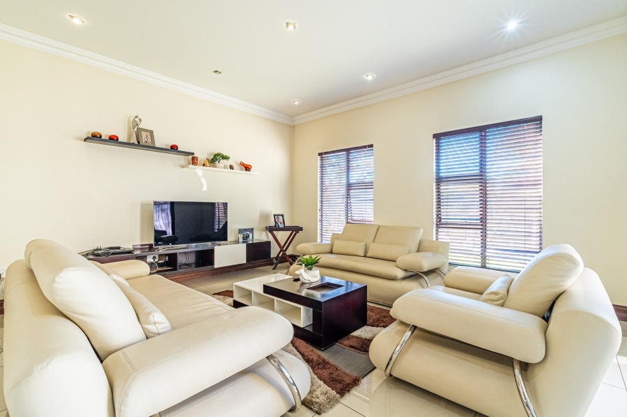 4 Bedroom Property for Sale in Blue Valley Golf Estate Gauteng