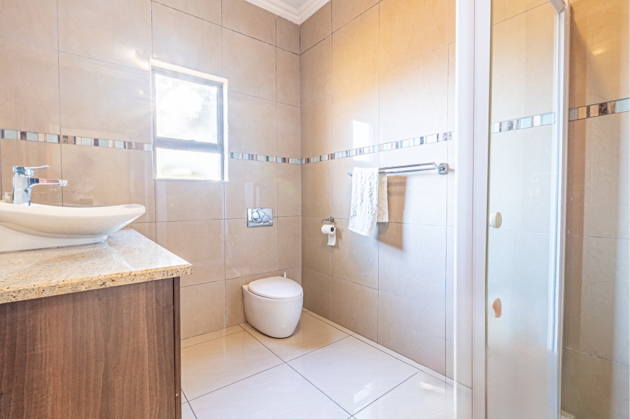 4 Bedroom Property for Sale in Blue Valley Golf Estate Gauteng