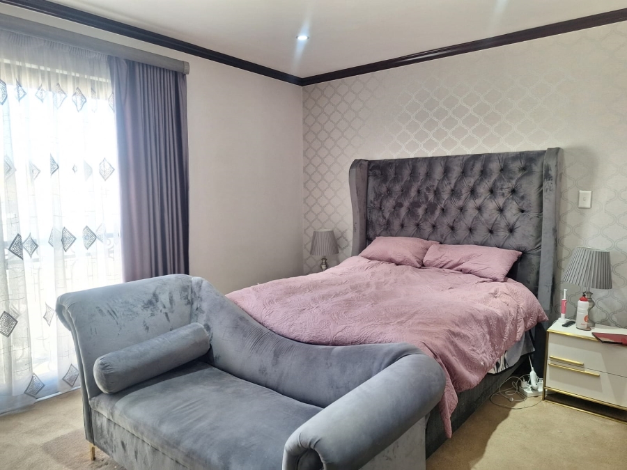 To Let 3 Bedroom Property for Rent in Fourways Gauteng