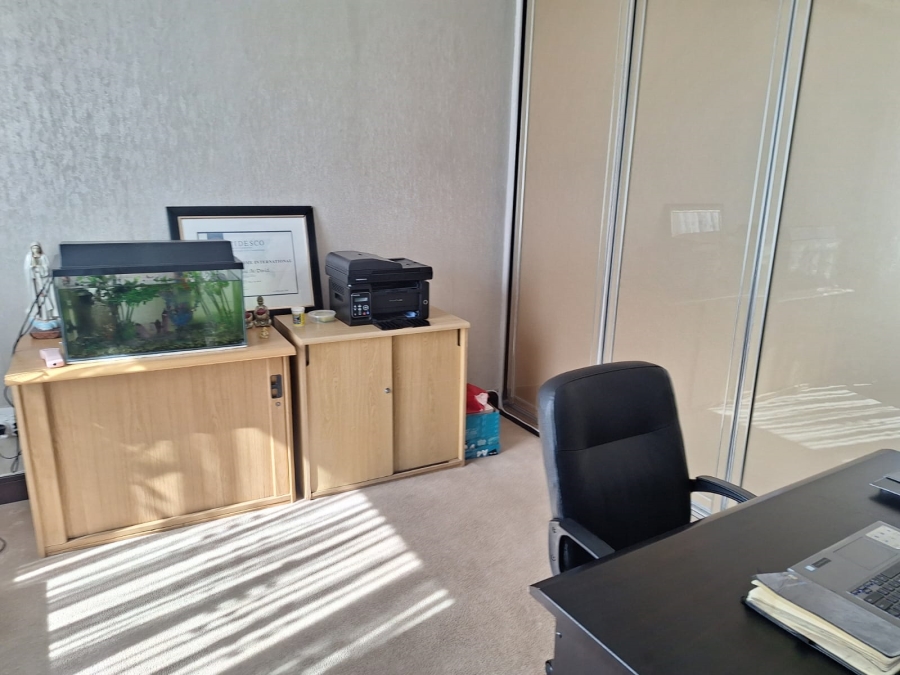 To Let 3 Bedroom Property for Rent in Fourways Gauteng
