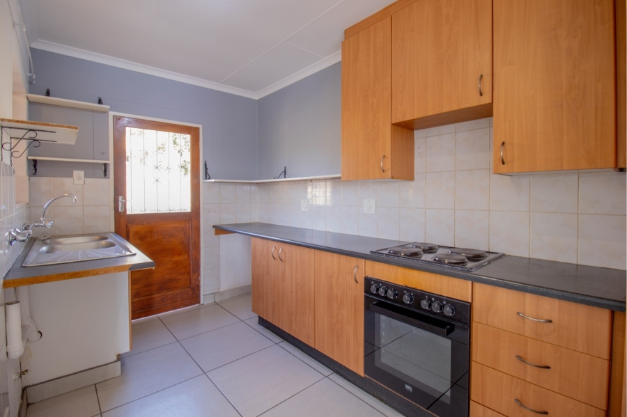To Let 3 Bedroom Property for Rent in Honeydew Manor Gauteng