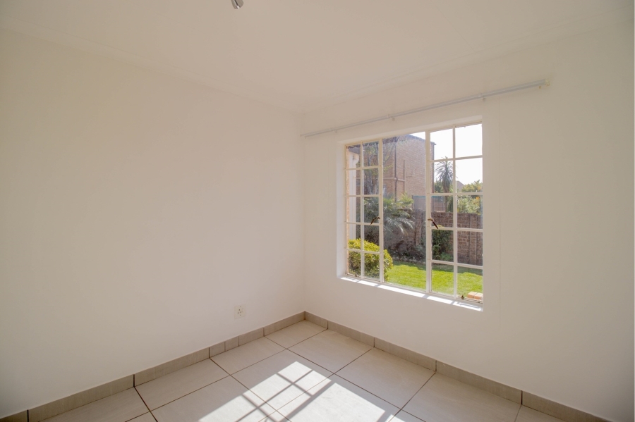 To Let 3 Bedroom Property for Rent in Honeydew Manor Gauteng
