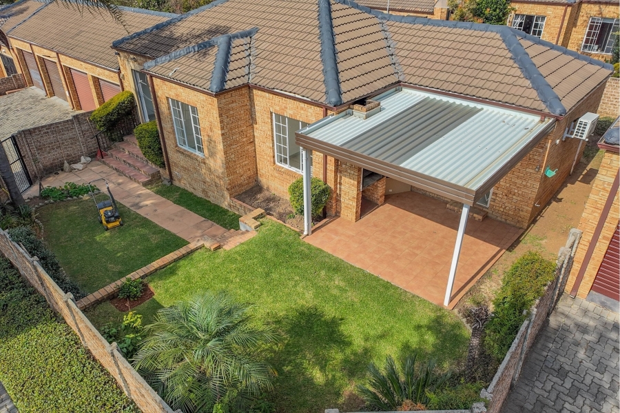 To Let 3 Bedroom Property for Rent in Honeydew Manor Gauteng