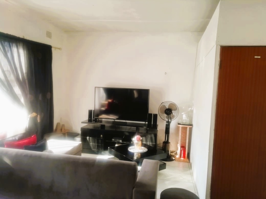 1 Bedroom Property for Sale in Pretoria West Gauteng