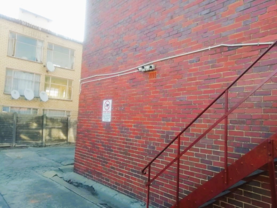 1 Bedroom Property for Sale in Pretoria West Gauteng