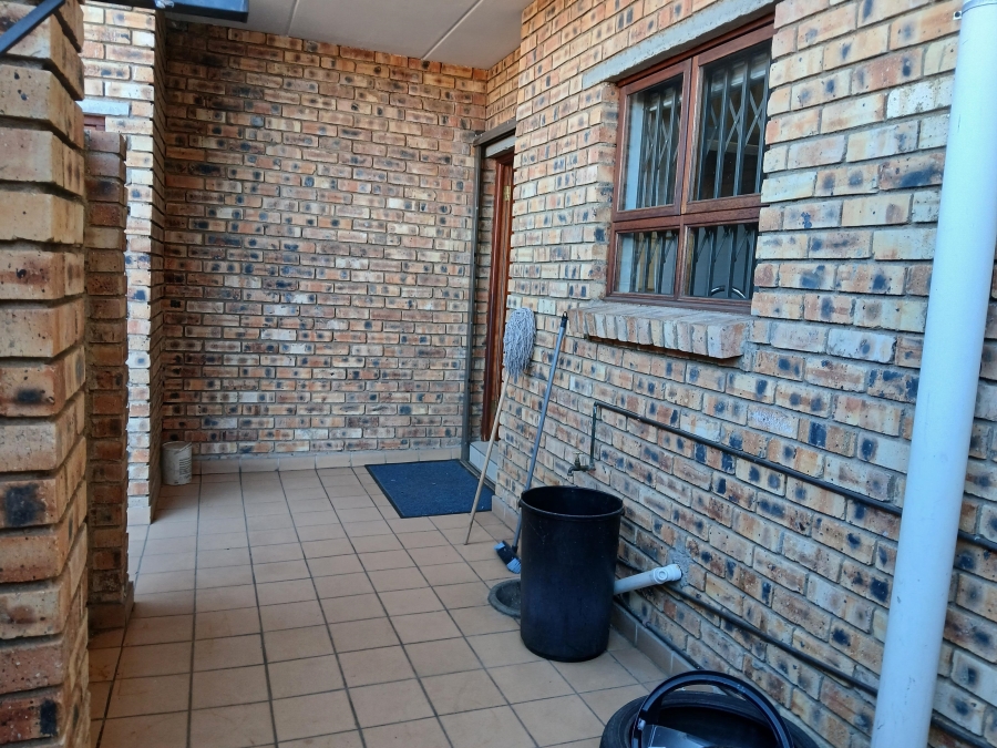 To Let 3 Bedroom Property for Rent in North Riding Gauteng