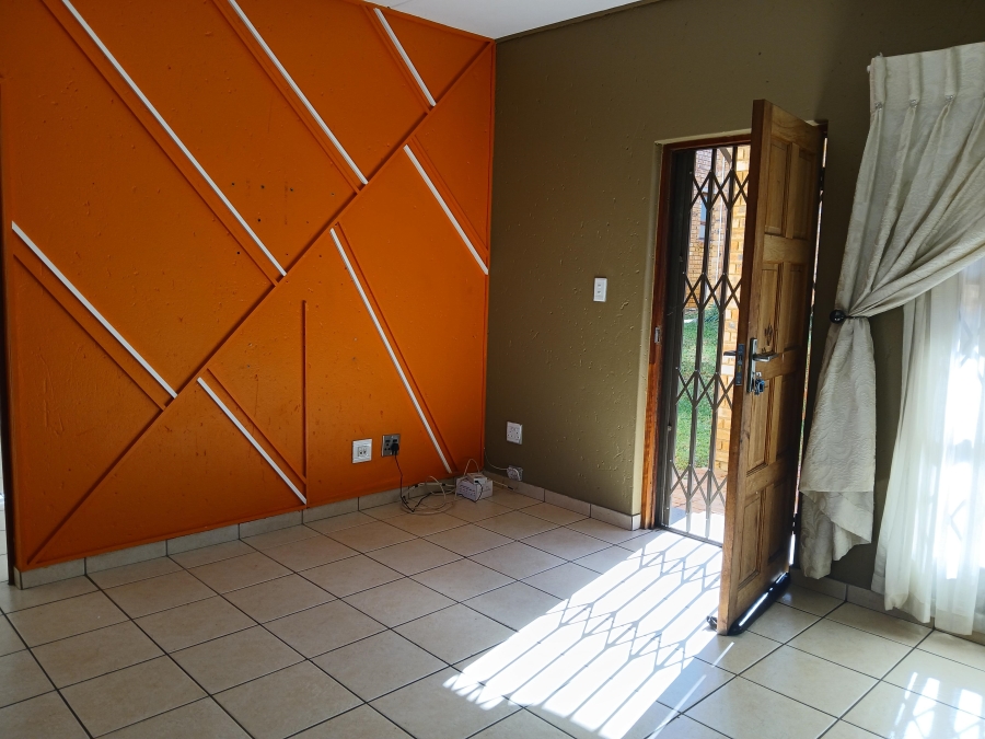 To Let 3 Bedroom Property for Rent in North Riding Gauteng