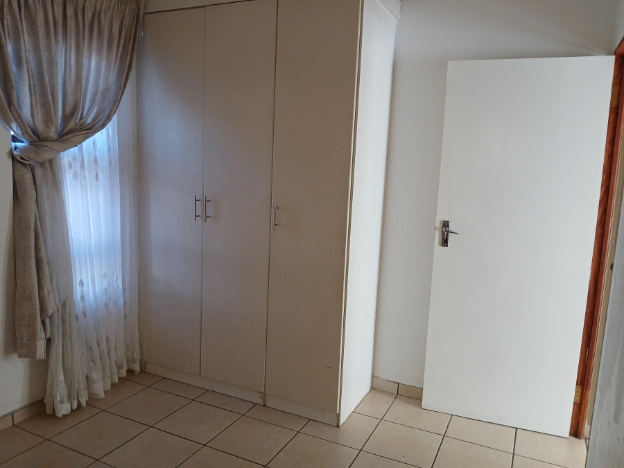 To Let 3 Bedroom Property for Rent in North Riding Gauteng