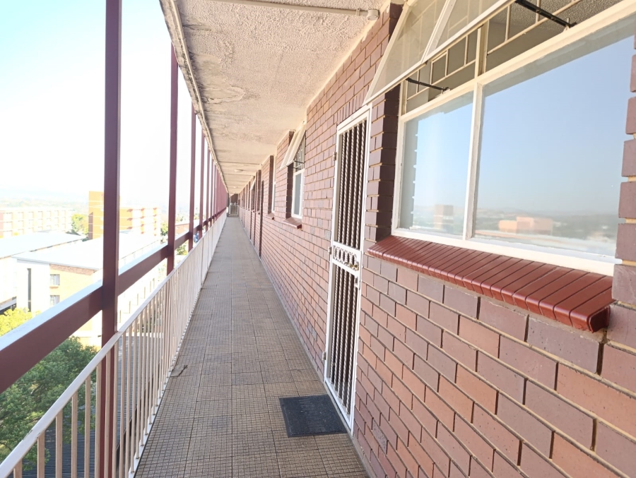 2 Bedroom Property for Sale in Wonderboom South Gauteng
