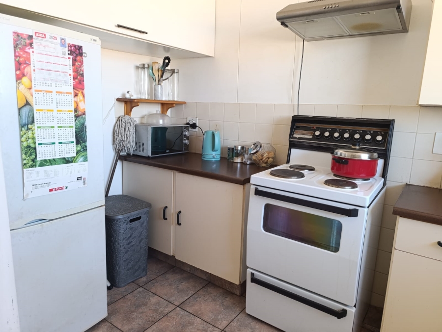 2 Bedroom Property for Sale in Wonderboom South Gauteng