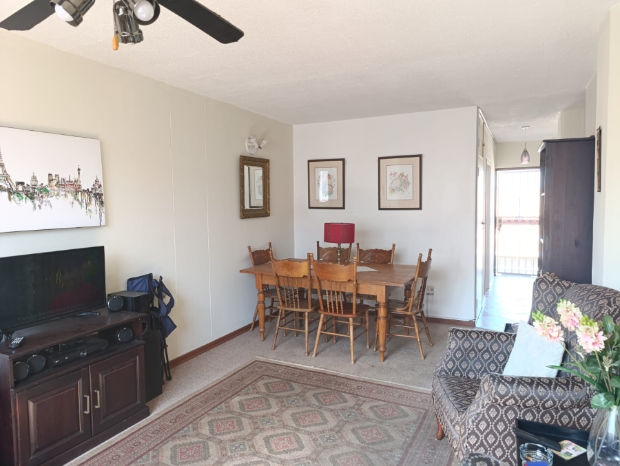 2 Bedroom Property for Sale in Wonderboom South Gauteng