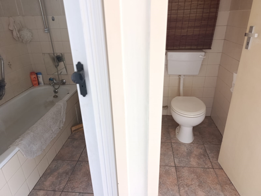2 Bedroom Property for Sale in Wonderboom South Gauteng