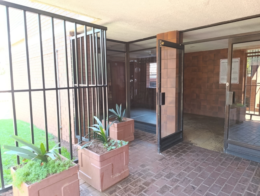 2 Bedroom Property for Sale in Wonderboom South Gauteng