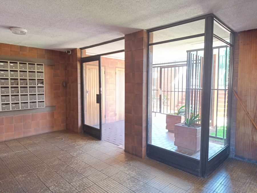 2 Bedroom Property for Sale in Wonderboom South Gauteng