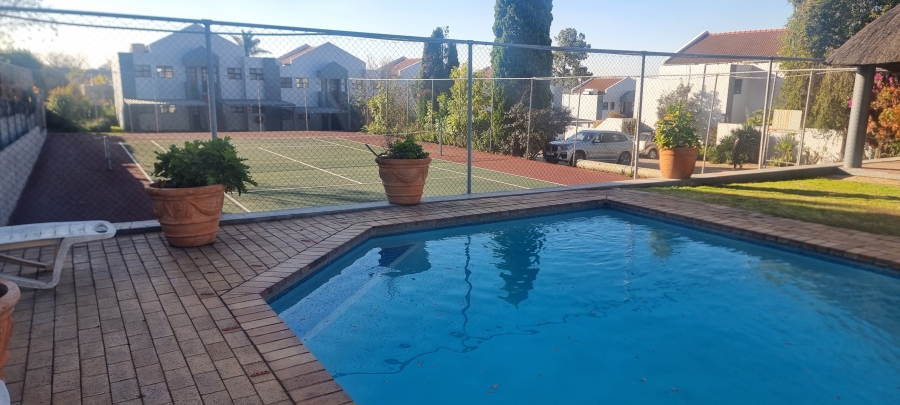 1 Bedroom Property for Sale in Morningside Gauteng