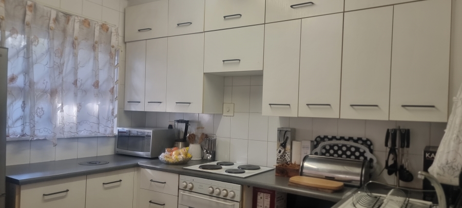 1 Bedroom Property for Sale in Morningside Gauteng