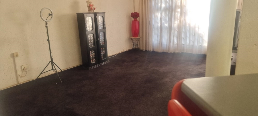 1 Bedroom Property for Sale in Morningside Gauteng