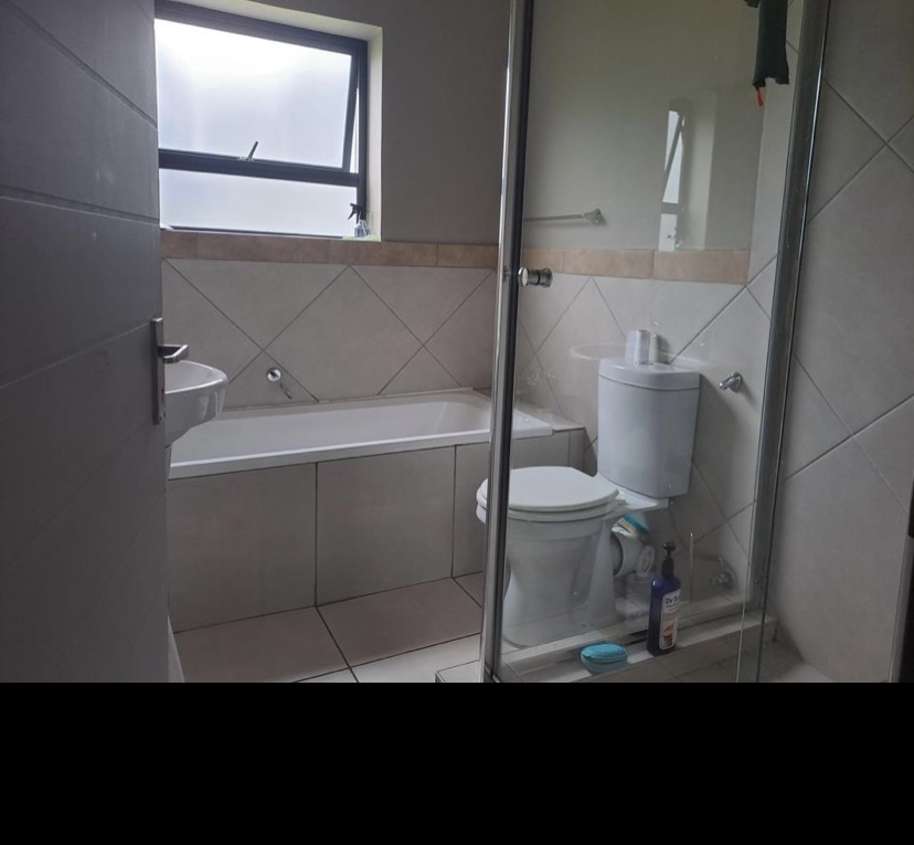 To Let 3 Bedroom Property for Rent in Glen Austin Gauteng