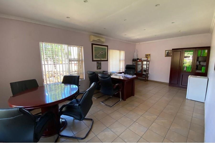To Let commercial Property for Rent in Wacht N Bietjies Kop Gauteng