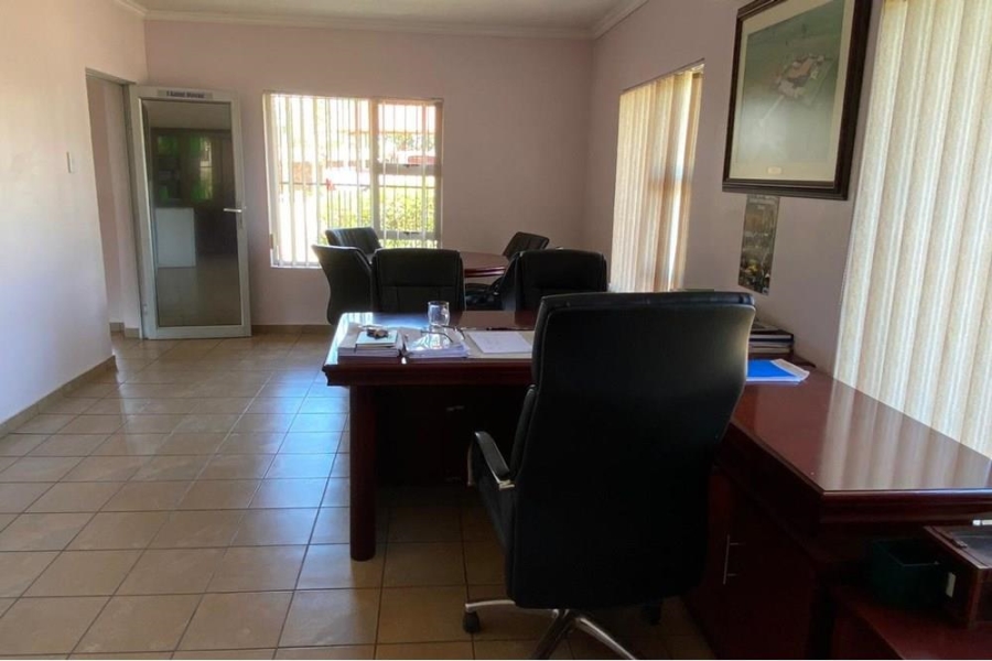 To Let commercial Property for Rent in Wacht N Bietjies Kop Gauteng