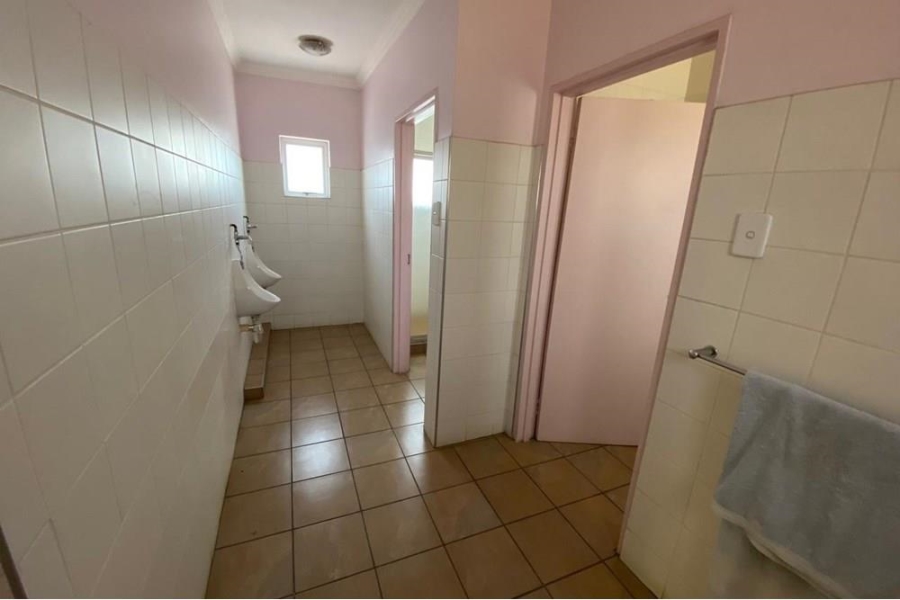 To Let commercial Property for Rent in Wacht N Bietjies Kop Gauteng