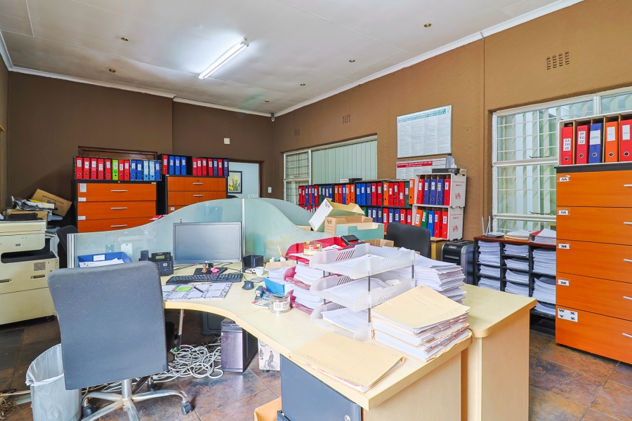 Commercial Property for Sale in Brackenhurst Gauteng