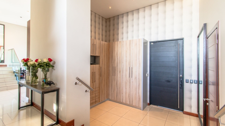 To Let 3 Bedroom Property for Rent in Bedford Gardens Gauteng