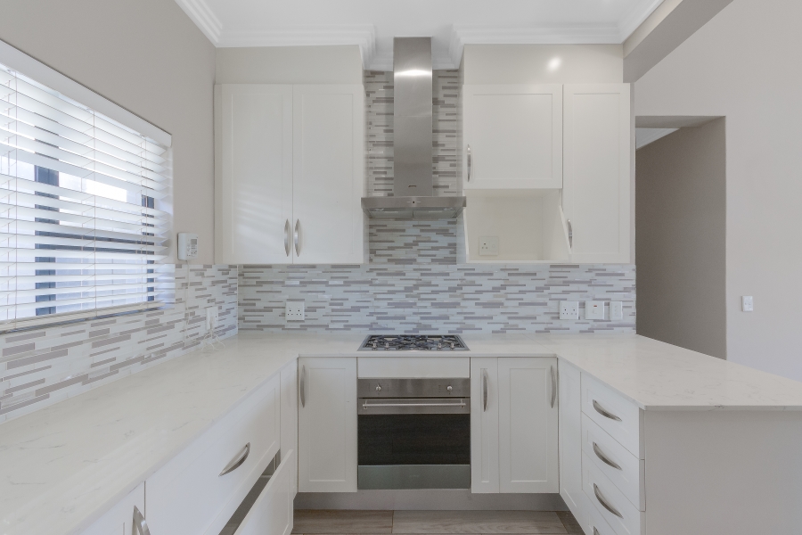 4 Bedroom Property for Sale in Barbeque Downs Gauteng