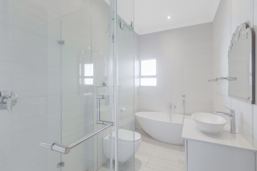 4 Bedroom Property for Sale in Barbeque Downs Gauteng