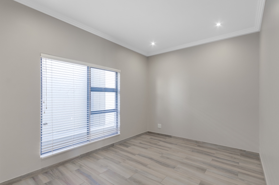 4 Bedroom Property for Sale in Barbeque Downs Gauteng