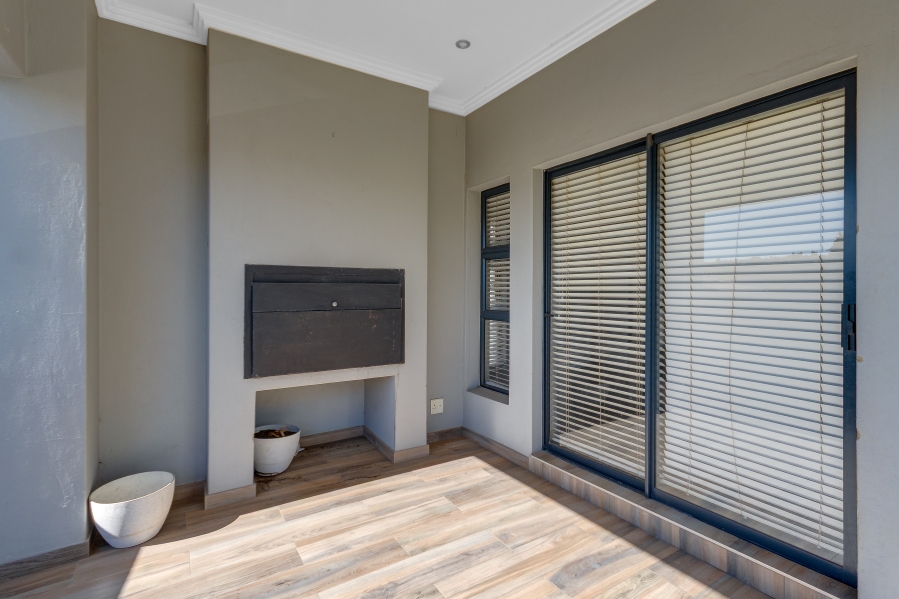 4 Bedroom Property for Sale in Barbeque Downs Gauteng