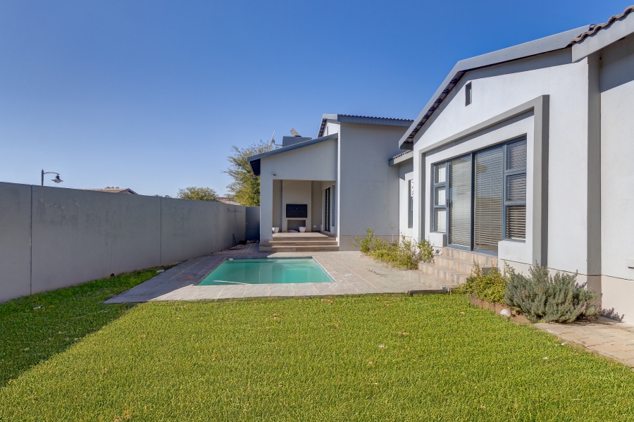 4 Bedroom Property for Sale in Barbeque Downs Gauteng