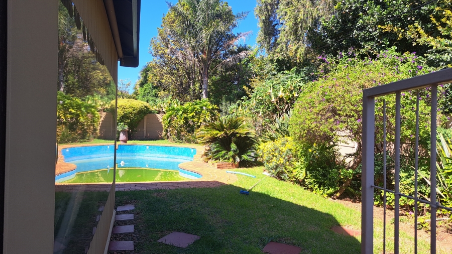 To Let 1 Bedroom Property for Rent in Roodekrans Gauteng