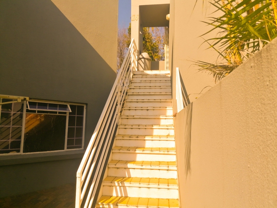 To Let 2 Bedroom Property for Rent in Weltevreden Park Gauteng