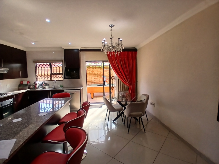 3 Bedroom Property for Sale in New Redruth Gauteng
