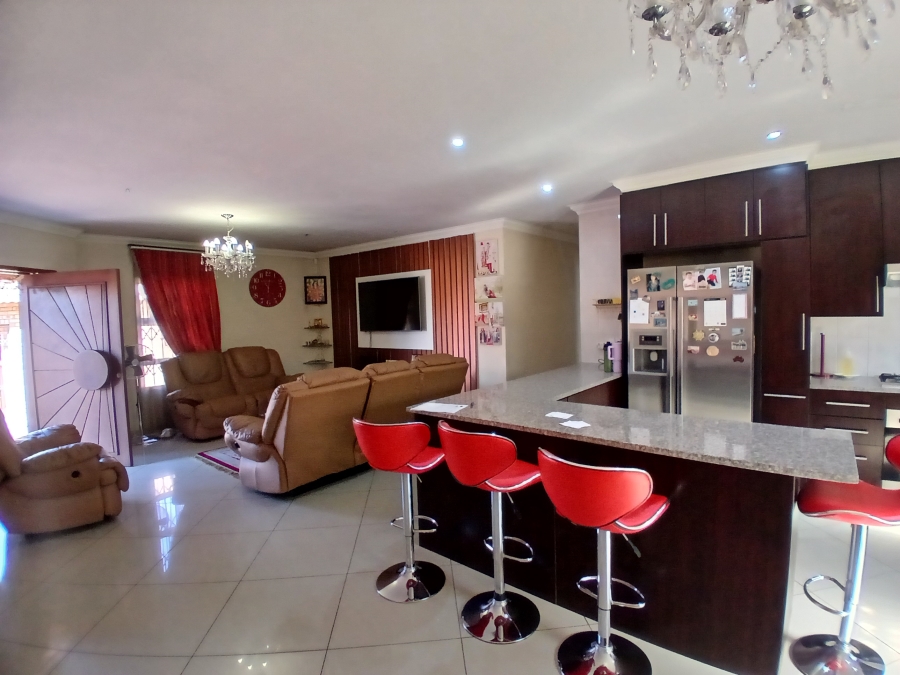 3 Bedroom Property for Sale in New Redruth Gauteng