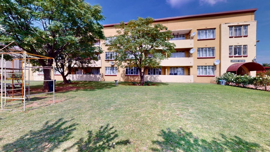 1 Bedroom Property for Sale in Lambton Gauteng