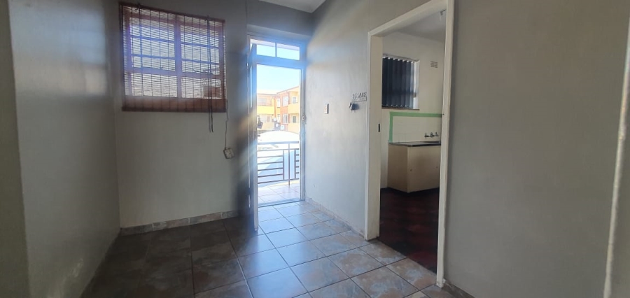 1 Bedroom Property for Sale in Lambton Gauteng