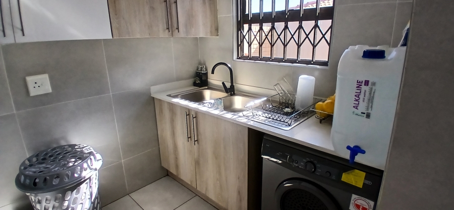 3 Bedroom Property for Sale in New Market Gauteng