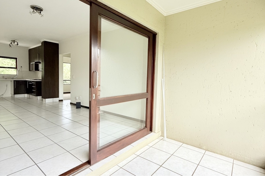 To Let 2 Bedroom Property for Rent in Fourways Gauteng