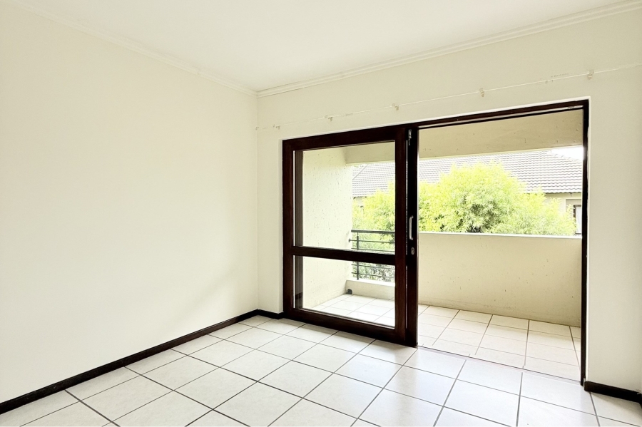 To Let 2 Bedroom Property for Rent in Fourways Gauteng